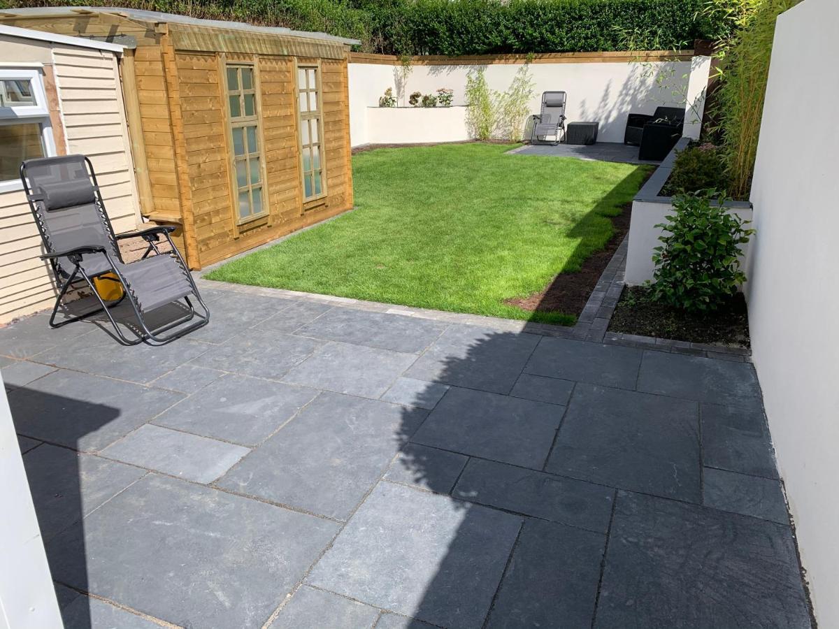 Relaxing Home - 7-10Min To Bournemouth Sandy Beach By Car - Private Garden, Parking And Spa Bagian luar foto